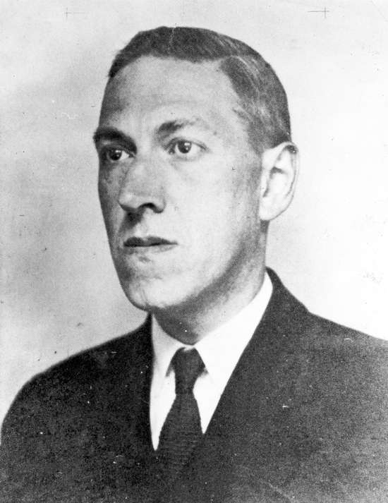 Biograf&iacute;a de H. P. Lovecraft: vida, obras y el origen del horror c&oacute;smico
